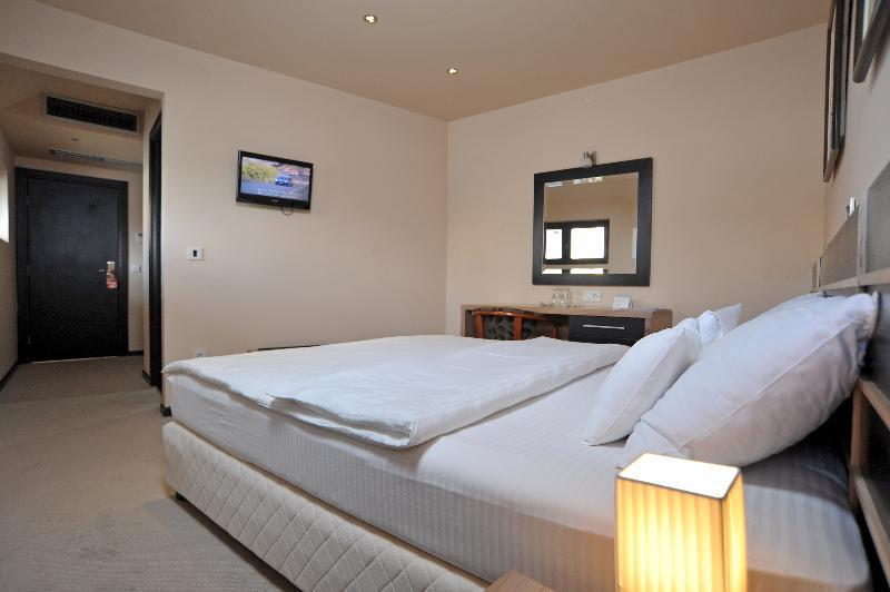 Hotel Zelengora Kragujevac Ruang foto